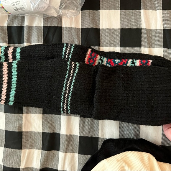 Navy FAZL Socks - Picture 9 of 15